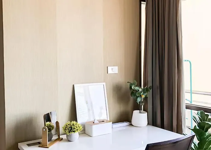 Spacious And Renovated 1-bedroom 100m To Nana Bts - 55 Sqm *